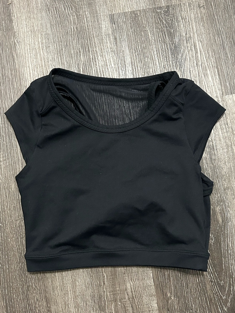 3/$10 Zella cap sleeve crop top built in bra